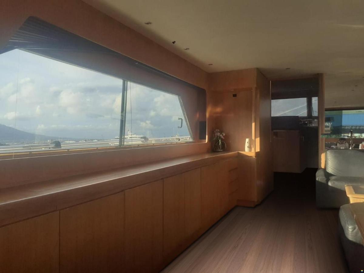 Boat & Breakfast Lucretia, Luxury Yacht Hotel Arbatax Ngoại thất bức ảnh