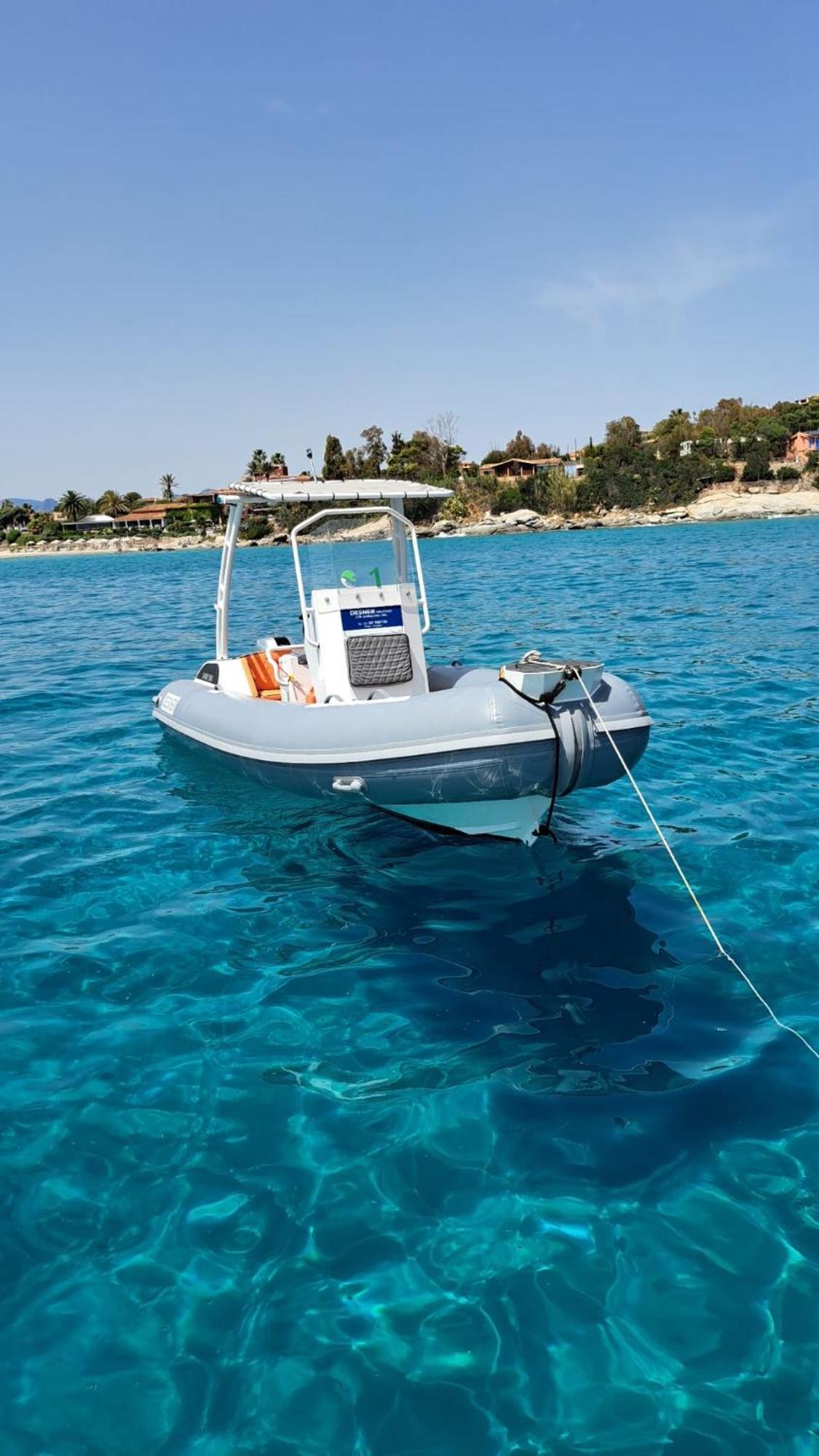 Boat & Breakfast Lucretia, Luxury Yacht Hotel Arbatax Ngoại thất bức ảnh